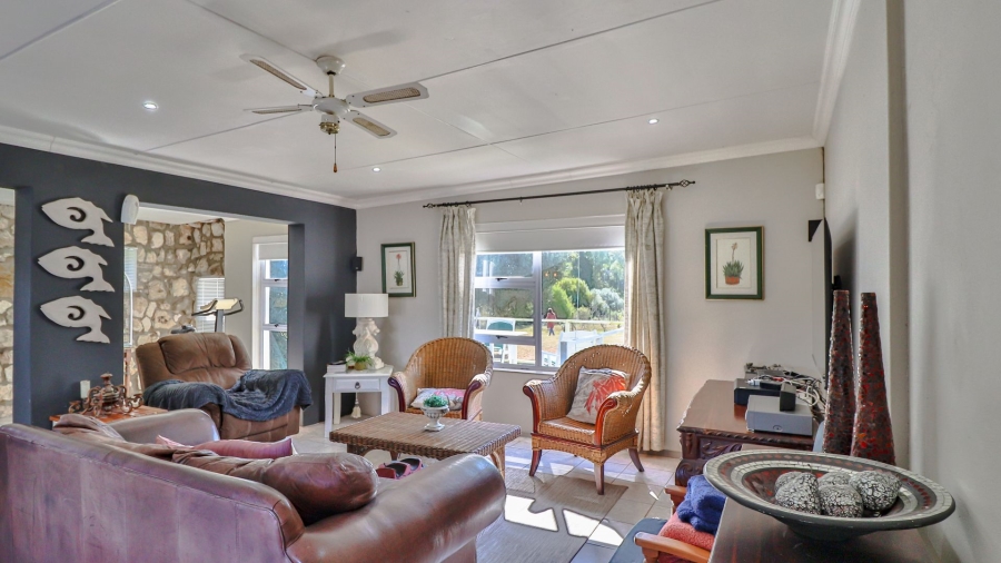 3 Bedroom Property for Sale in Stilbaai Oos Western Cape